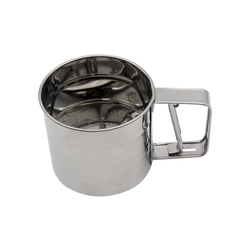 Bakverktyg med måttmjöl Mjölningssocker Rostfritt stål Shaker Sieve Cup Mesh Crank Flour Sifter